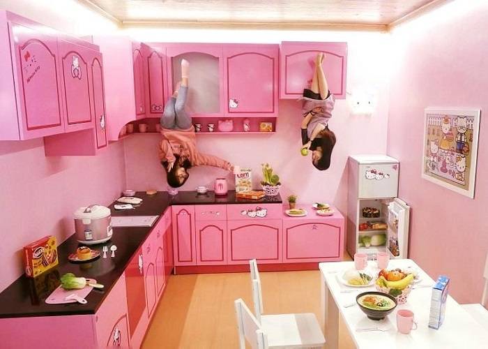 Căn bếp Nhà đảo ngược trông cực kỳ ấn tượng