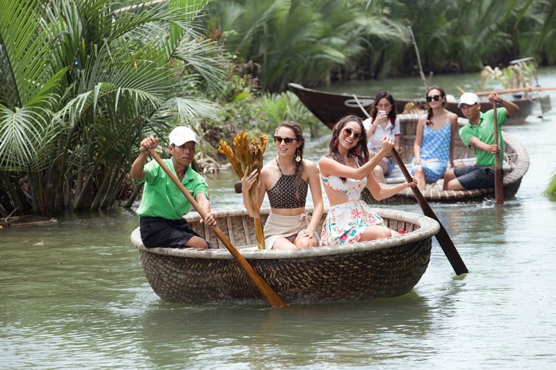 Rừng dừa Bảy Mẫu là địa điểm check in gần Đà Nẵng được nhiều người yêu thích (Ảnh: Sưu tầm)