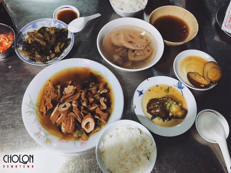 Quán Tiều Châu Tín Dũ - quán ăn người Hoa nổi tiếng với món phá lẩu và mâm cơm với những món ăn đặc trưng của người Tiều