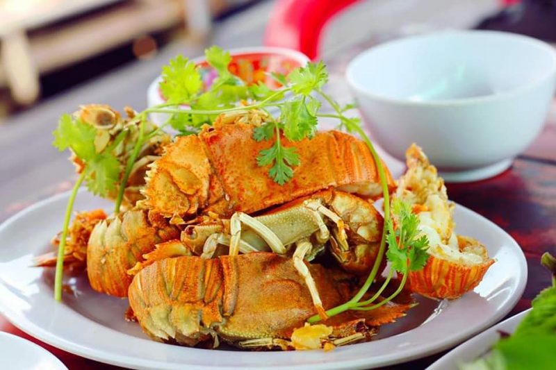 Nhà bè hải sản Bé Ghẹ nằm ở khu vực ăn hải sản rẻ ở Phú Quốc nức tiếng