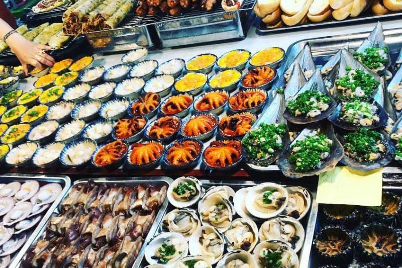 Ốc Chung Cư 2 – Buffet Hải Sản Bình Dân Đậm Chất Thuần Việt