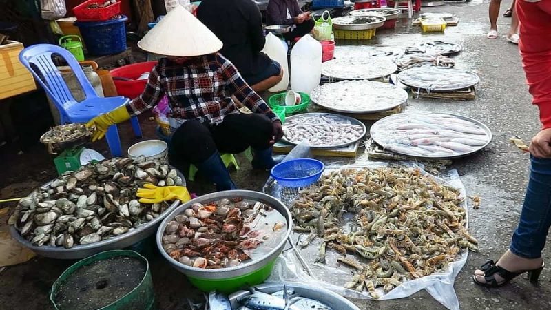 Khu chợ hải sản Phú Quốc ở chợ Dương Đông