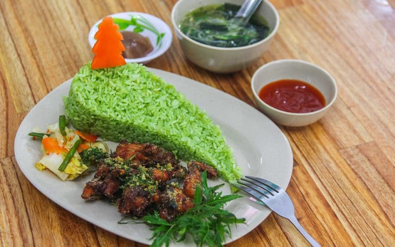 Cơm Ếch Mã Lai Tài 68 - ăn trưa Đà Nẵng phong cách Á Đông