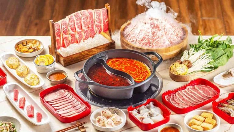 Hotpot Story là quán buffet lẩu quận 5 được nhiều cặp đôi lựa chọn