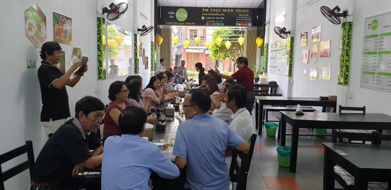 Tiệm ăn 60s là một trong những quán bánh tráng cuốn thịt heo Đà Nẵng nổi tiếng