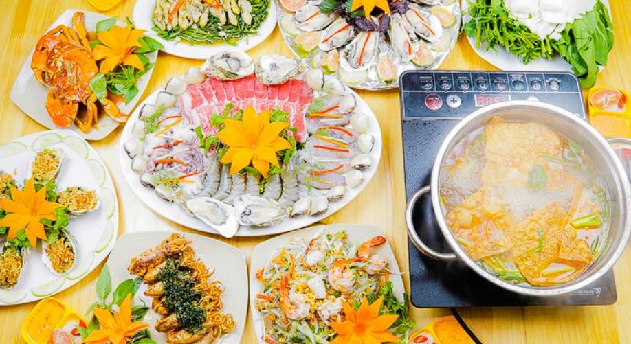 Với Menu vô cùng đa dạng như Hàu tươi nướng mỡ hành béo ngậy