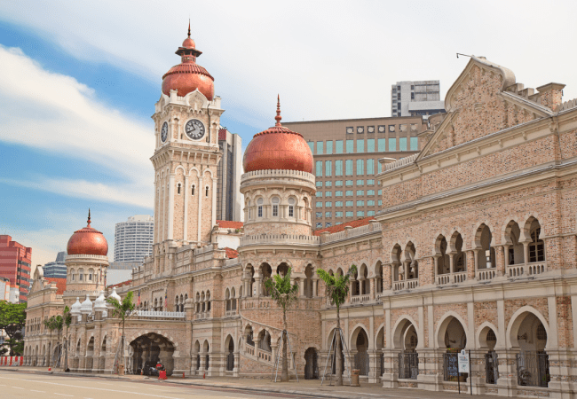 Tham quan Quãng trường Độc Lâp Malaysia nổi tiếng - Tour Malaysia Singapore 5N4Đ