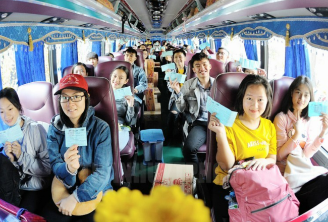 Dịch Vụ Thuê Xe Đưa Đón Công Nhân Về Quê Ăn Tết 2024