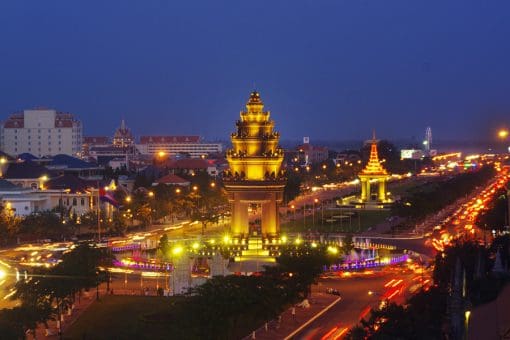 Tham quan tượng đài độc lập Phnom Penh