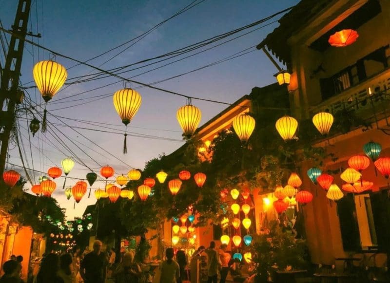 Phố đèn lồng Hội An