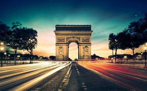 Khải Hoàn Môn -Arc De Triomphe lộng lẫy nổi bật giữa thành phố Paris