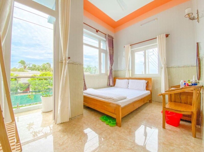 Khách sạn La Min - khách sạn tình yêu Phú Quý