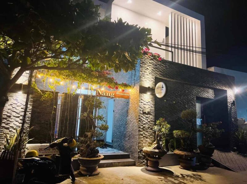 Nắng Homestay