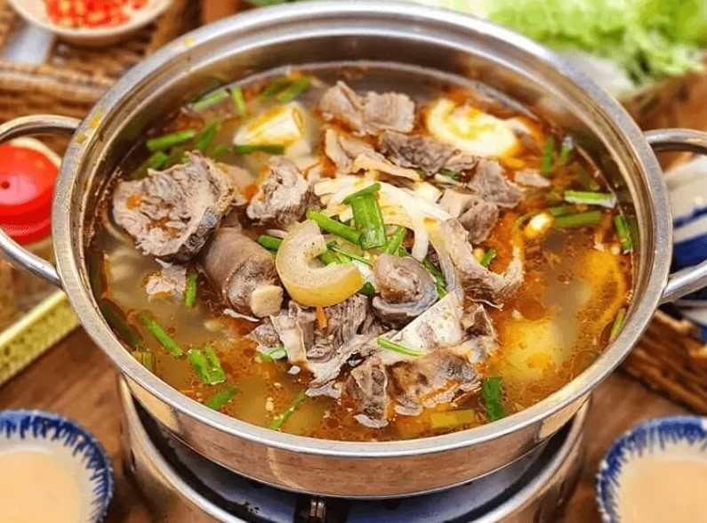 Quán Lẩu Bò Thiên Ngọc – Quán nhậu Quận 4 Bến Vân Đồn