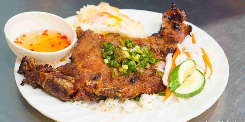 Cơm Tấm Ba Ghiền - quán ăn phú nhuận