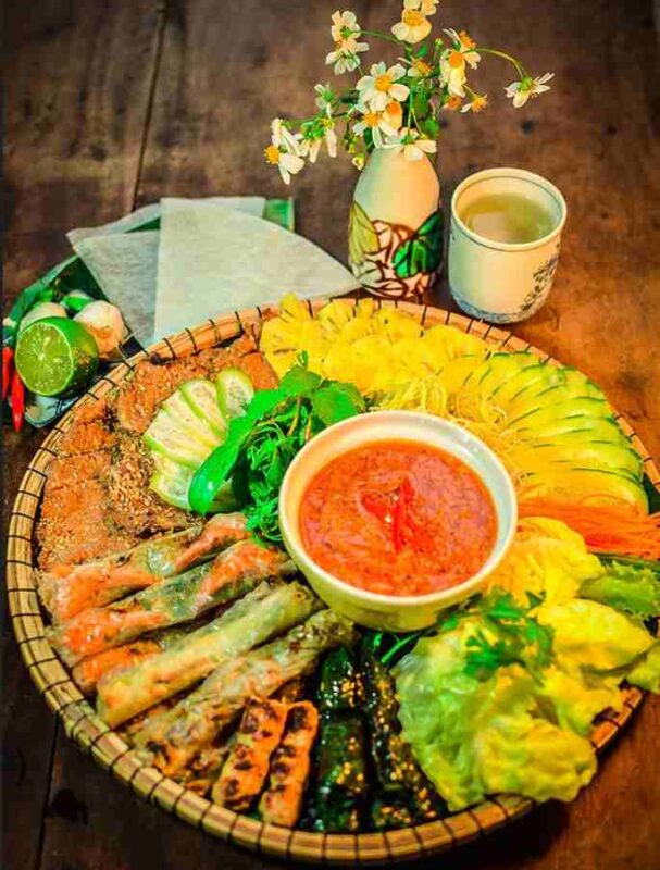 Cô Quyên xứ Quảng