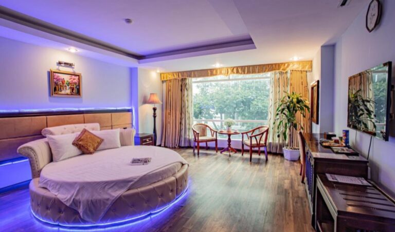 My Hotel Eiffel – Khách sạn tình yêu lãng mạn đậm chất Pháp