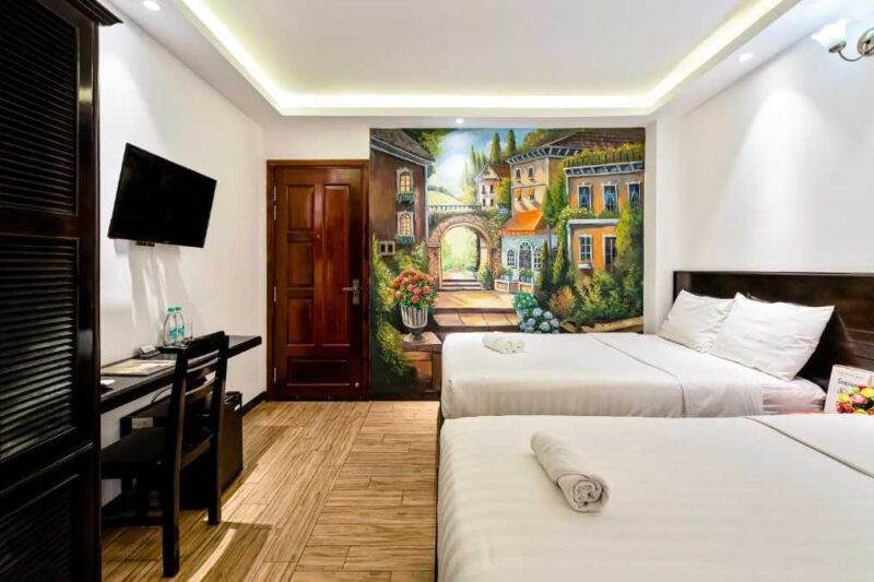 Khách sạn tình yêu Bình Thạnh Laverne Hotel