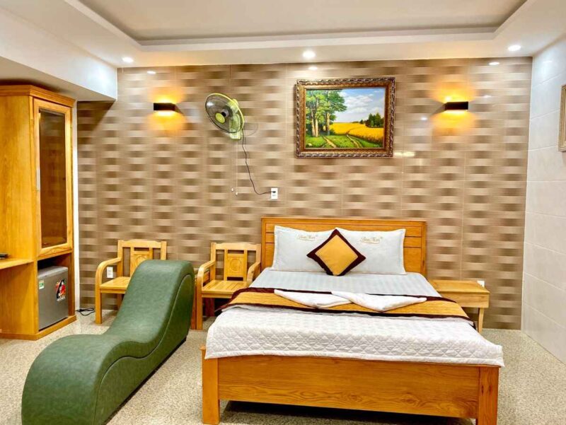 Hotel Hoàng Quân - khách sạn tình yêu quận gò vấp