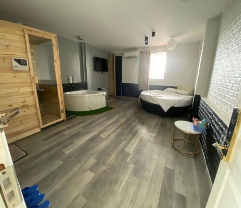 Lucy House - Khách sạn có ghế tình yêu ở Tân Bình