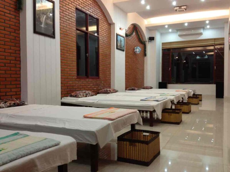 Lữ Khách Quán Homestay