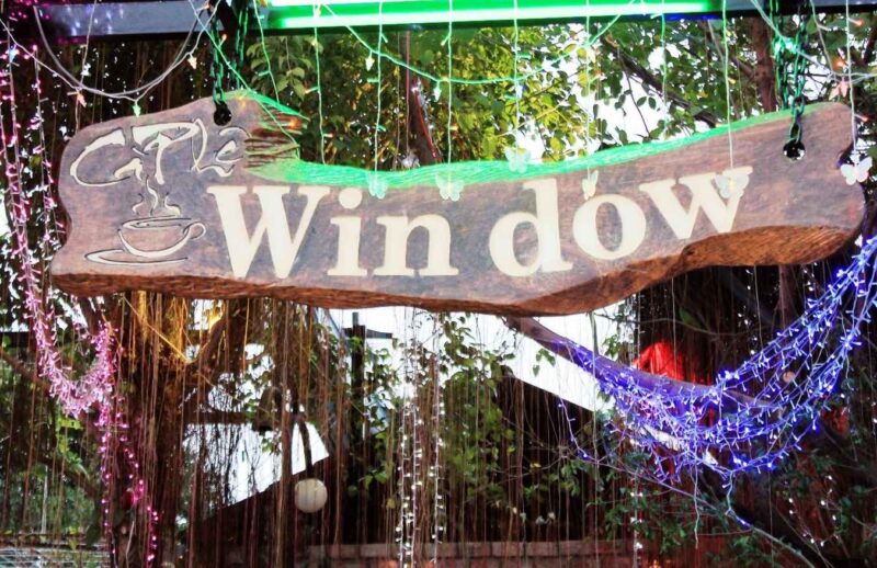 Cafe Windows