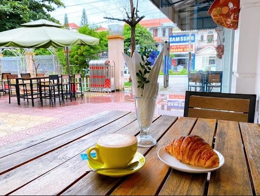 Phadin Coffee and Desert