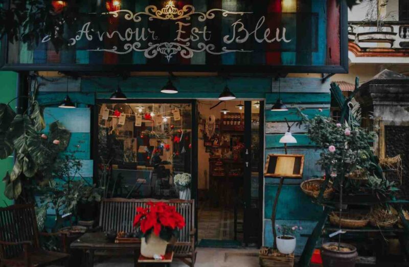 L’Amour Est Bleu cafe