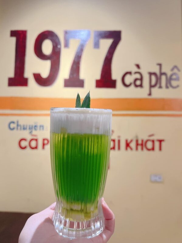 Tiệm cà phê 1977