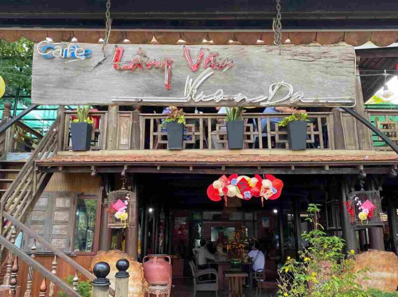 Làng Văn Cafe Bến Tre