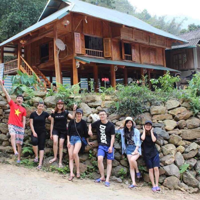Sắc Luyến Homestay Đà Bắc Hoà Bình
