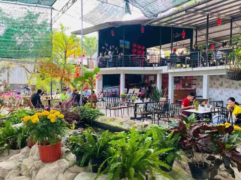 Cafe Cá Koi Long Xuyên