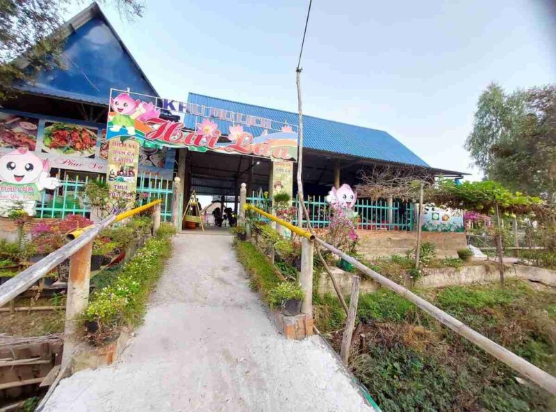 Hai Lửa Homestay - Lotus Lake homestay