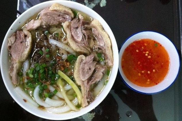 Bánh Canh Bột Xắt Chợ Lạc Hồng - Hương vị đặc sản không thể bỏ qua khi đến Bến Tre