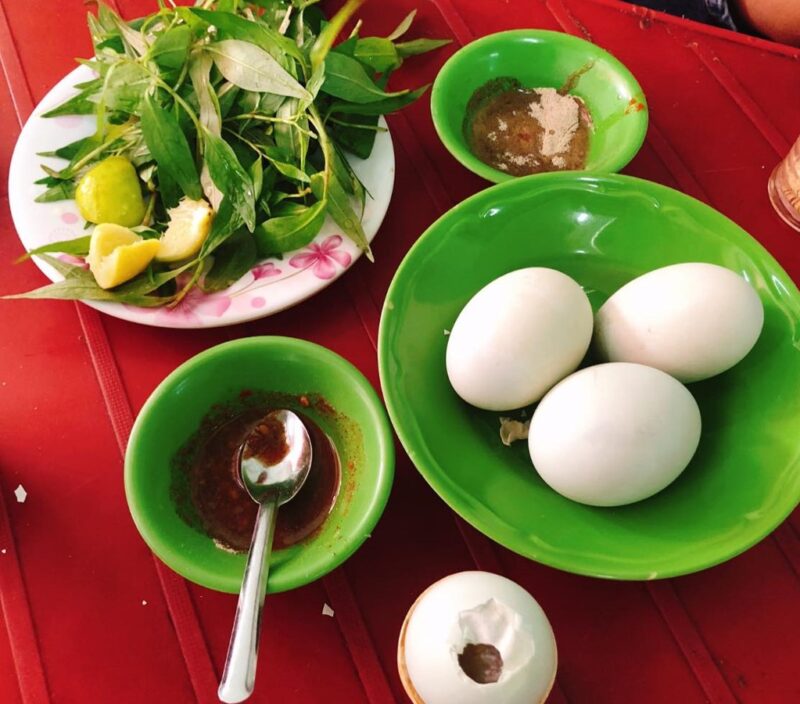 Hột vịt lộn hấp dừa Biên Hòa - Quán ăn ngon Biên Hoà