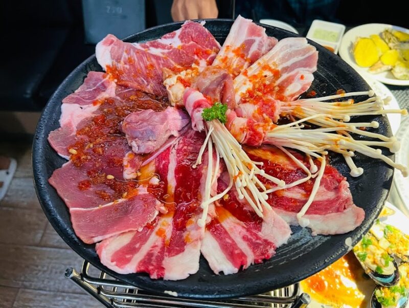 Ahihi Quán Buffet Cà Mau - Hương vị nướng độc đáo, khó quên