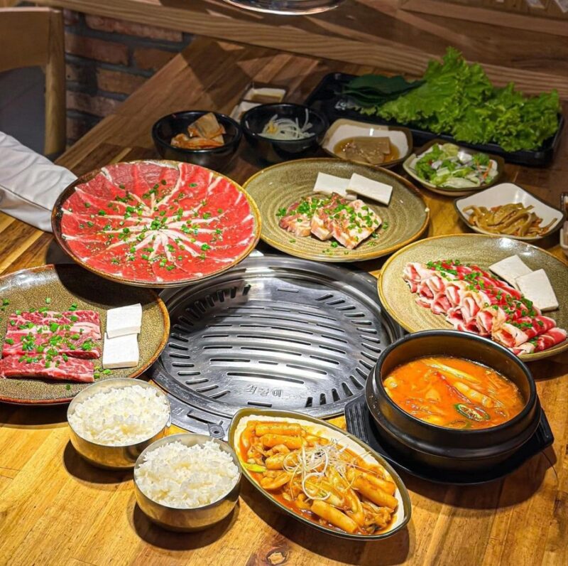 Buffet Pleiku – Gogi House: Tận Hưởng Ẩm Thực Nướng Hàn Quốc Đỉnh Cao