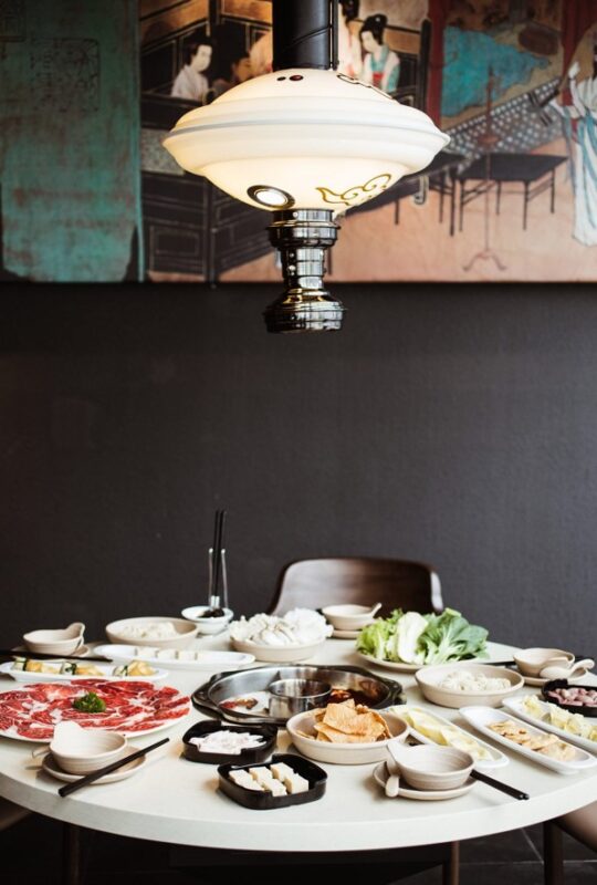 Lẩu Manwah Buffet Dĩ An - Trải Nghiệm Lẩu Đài Loan Hảo Hạng