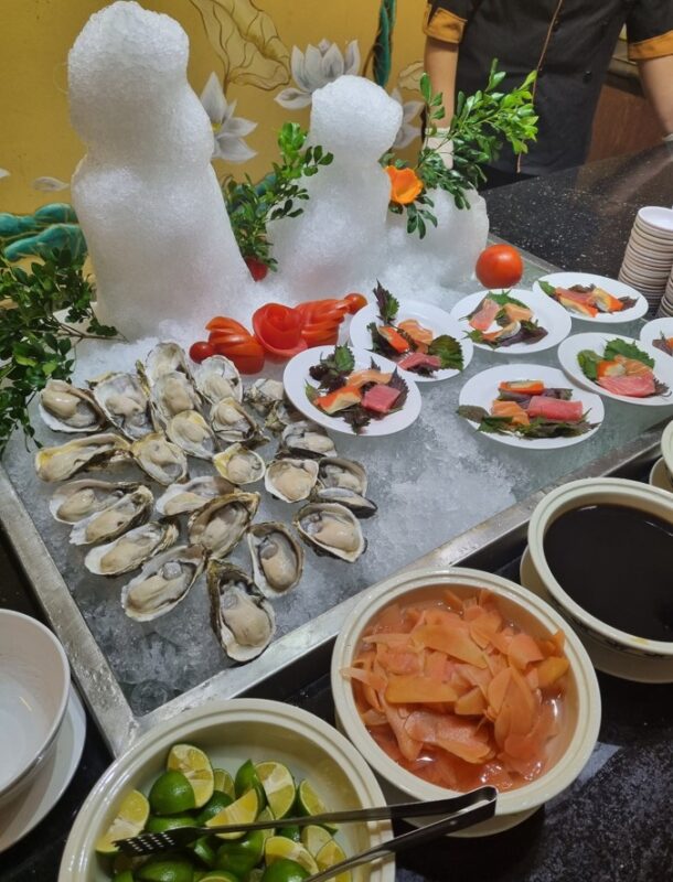 Buffet Sen Á Đông – Thiên Đường Ẩm Thực Tại Hạ Long