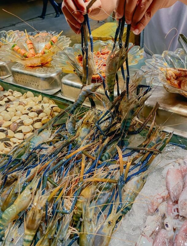 Buffet Hải Sản Aroma Beach Nha Trang – Thiên Đường Hải Sản Với View Biển Đẹp