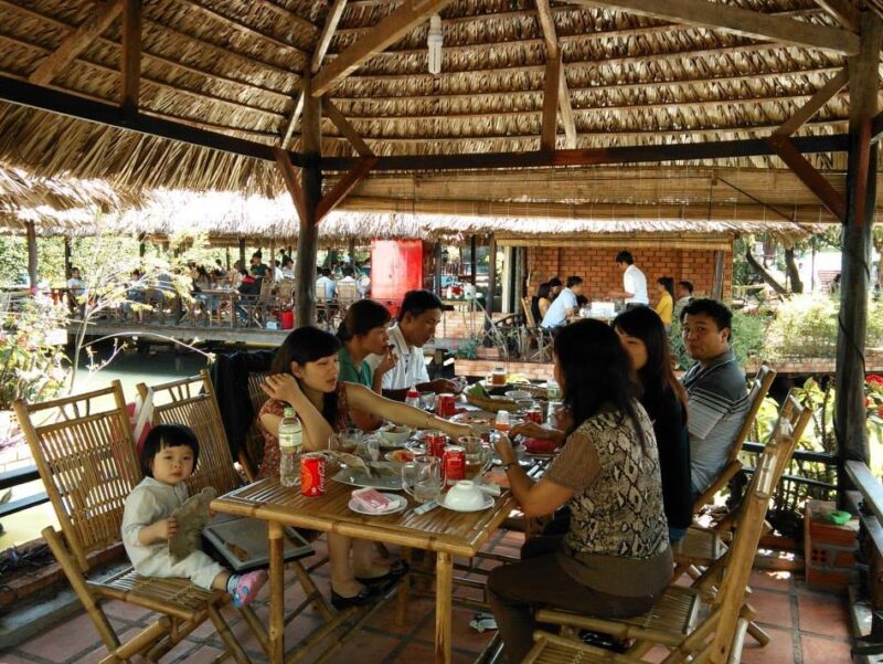 Nhà hàng Hồ Câu Đồng Xanh – Địa chỉ lý tưởng cho những ai yêu thích ẩm thực và thư giãn
