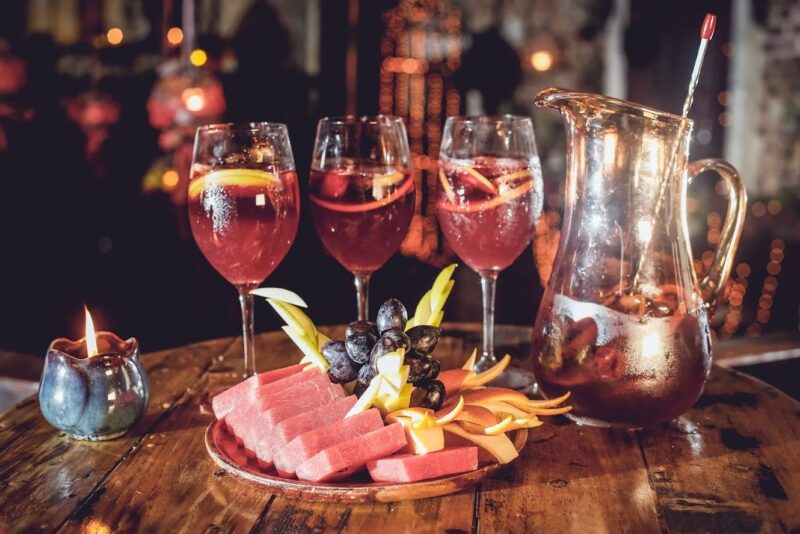 Carmen Bar – Trải nghiệm không gian Tây Ban Nha quyến rũ tại Quận 1
