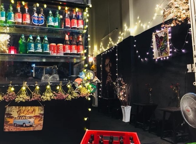 The Woods Bar