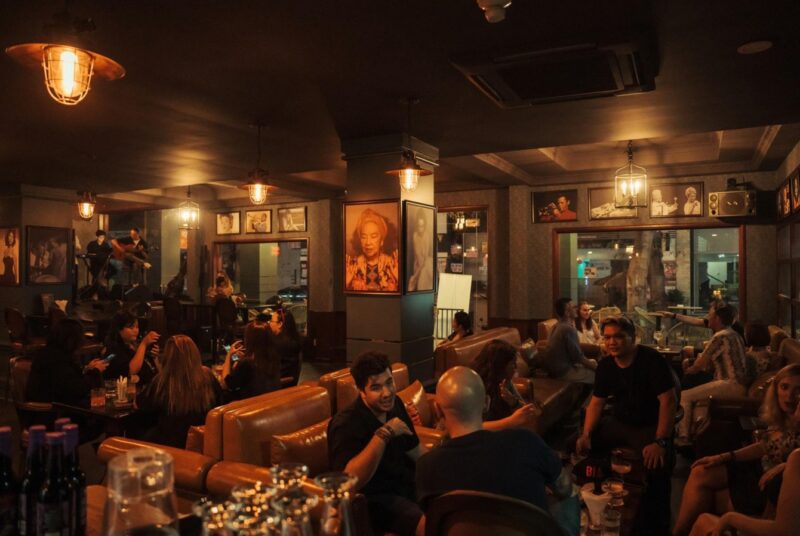 Quán Bar Quận 7 – Normal Bar