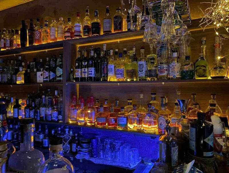 Aviation Cocktail Chamber