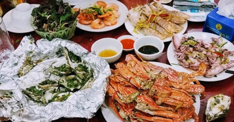 Quán Hải Sản Bãi Cháy