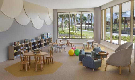 Kids Club tại đây không chỉ là một căn phòng chứa đầy đồ chơi