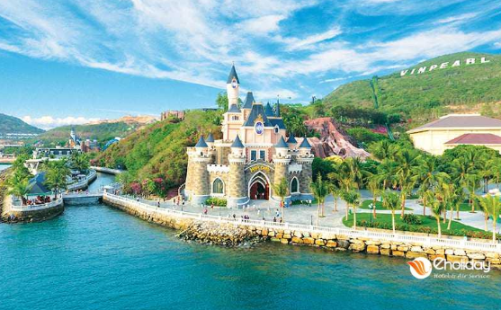 Một trong những điểm nhấn không thể thiếu trong tour du lịch Nha Trang chính là VinWonders