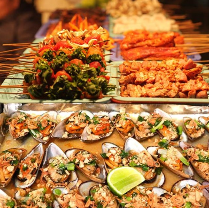 Tiệc hải sản Nam Du